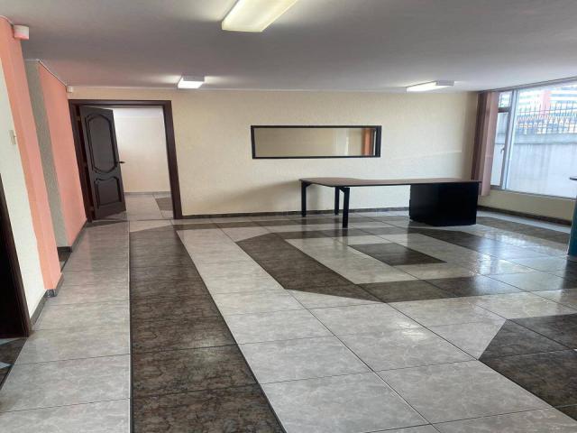 #12 - Oficina para Alquiler en Quito - P