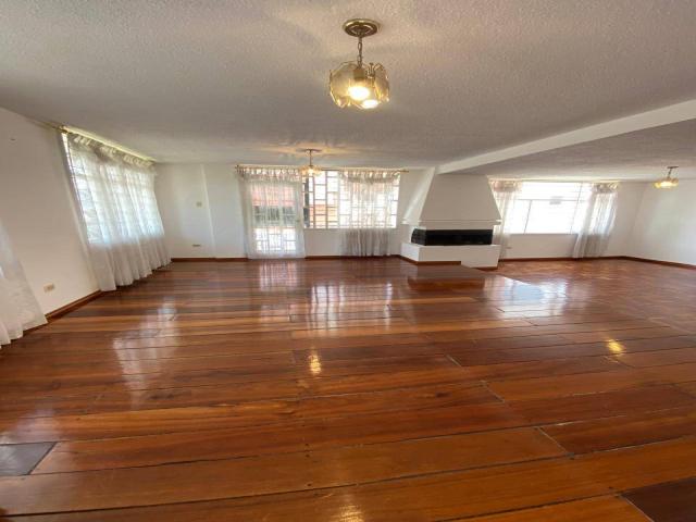 #19 - Departamento para Venta en Quito - P