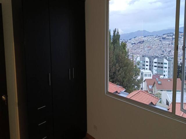 #24 - Casa para Alquiler en Quito - P