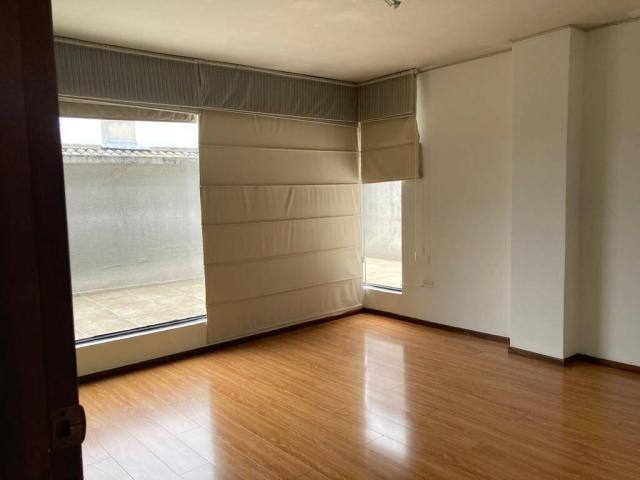 #46 - Casa para Venta en Quito - P