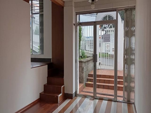#48 - Salón Comercial para Alquiler en Quito - P