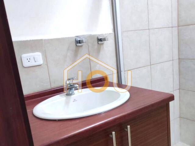 #97 - Casa para Venta en Quito - P
