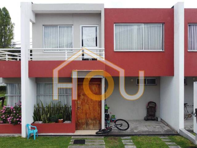#97 - Casa para Venta en Quito - P